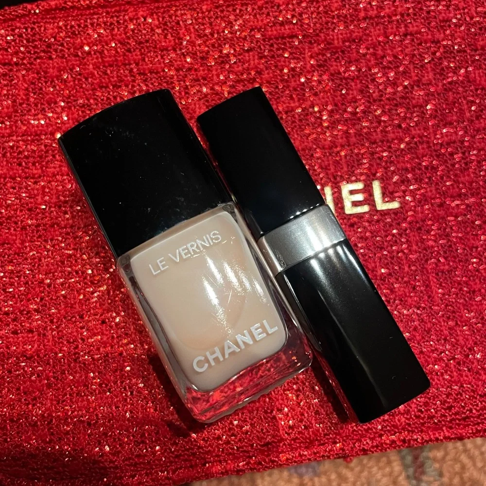 Chanel Natural Touch Gift Set - Picture 5 of 5